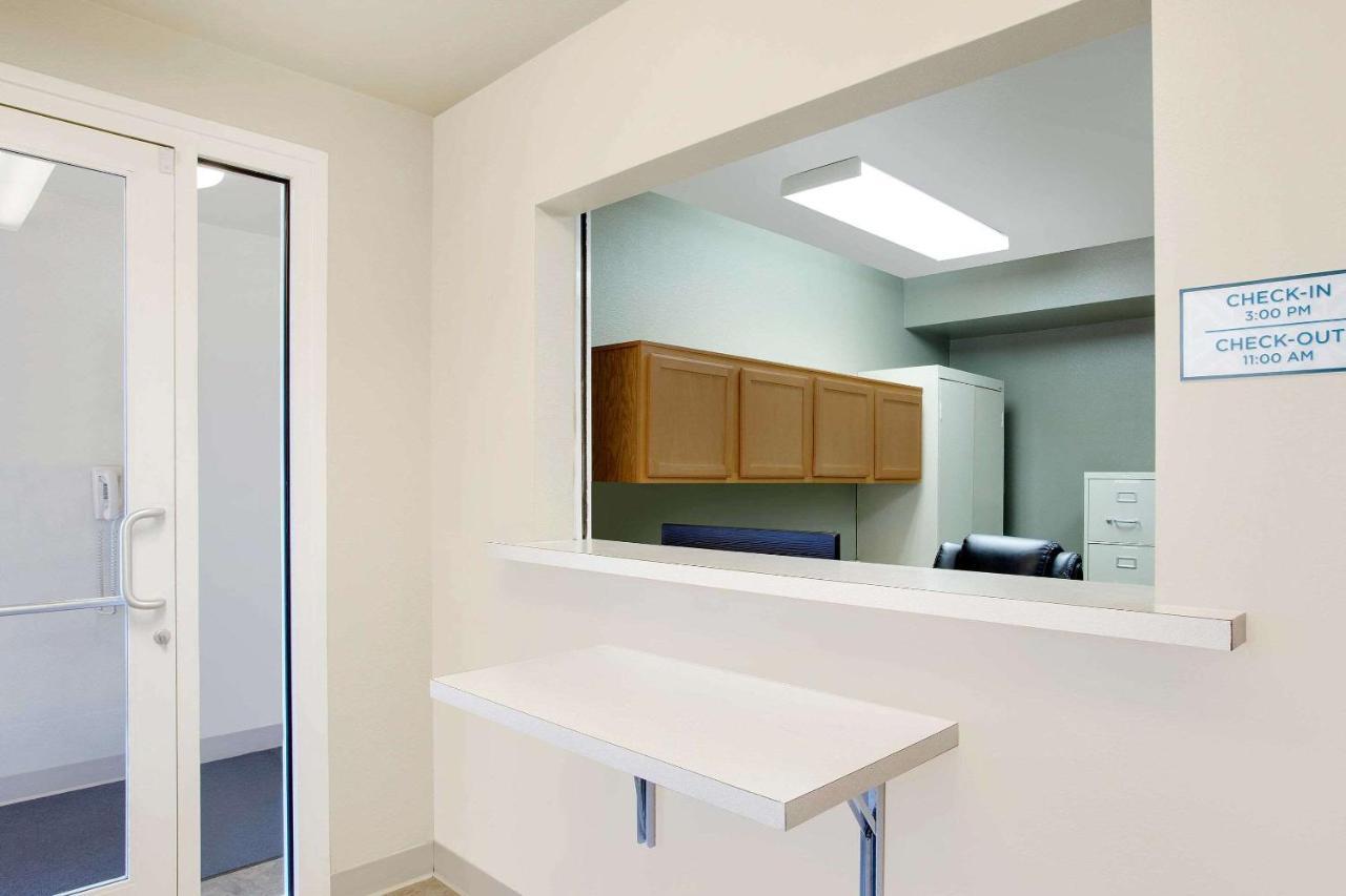 Woodspring Suites Baton Rouge East I-12 Exteriör bild