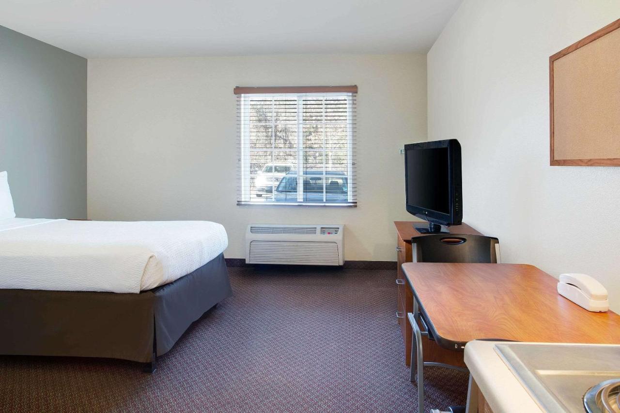 Woodspring Suites Baton Rouge East I-12 Exteriör bild
